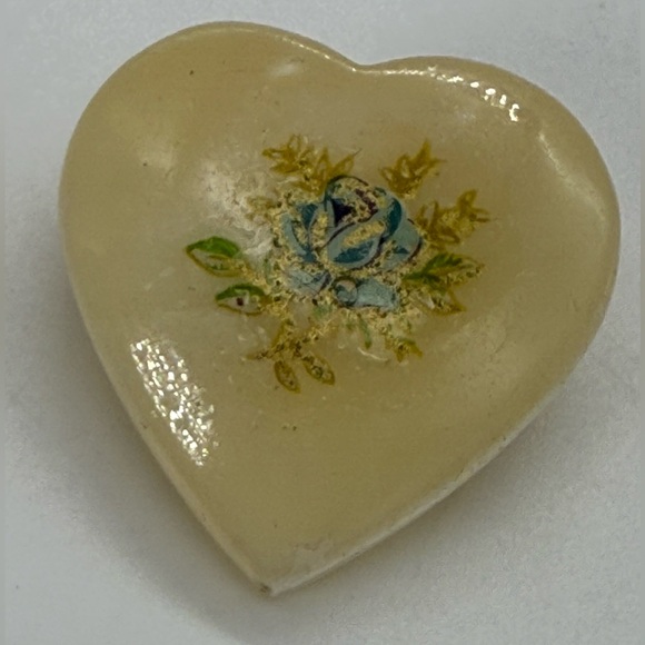 Vintage Jewelry - Vintage Heart Brooch Blue Floral Decal Pin Retro accessory sweetheart gift style
